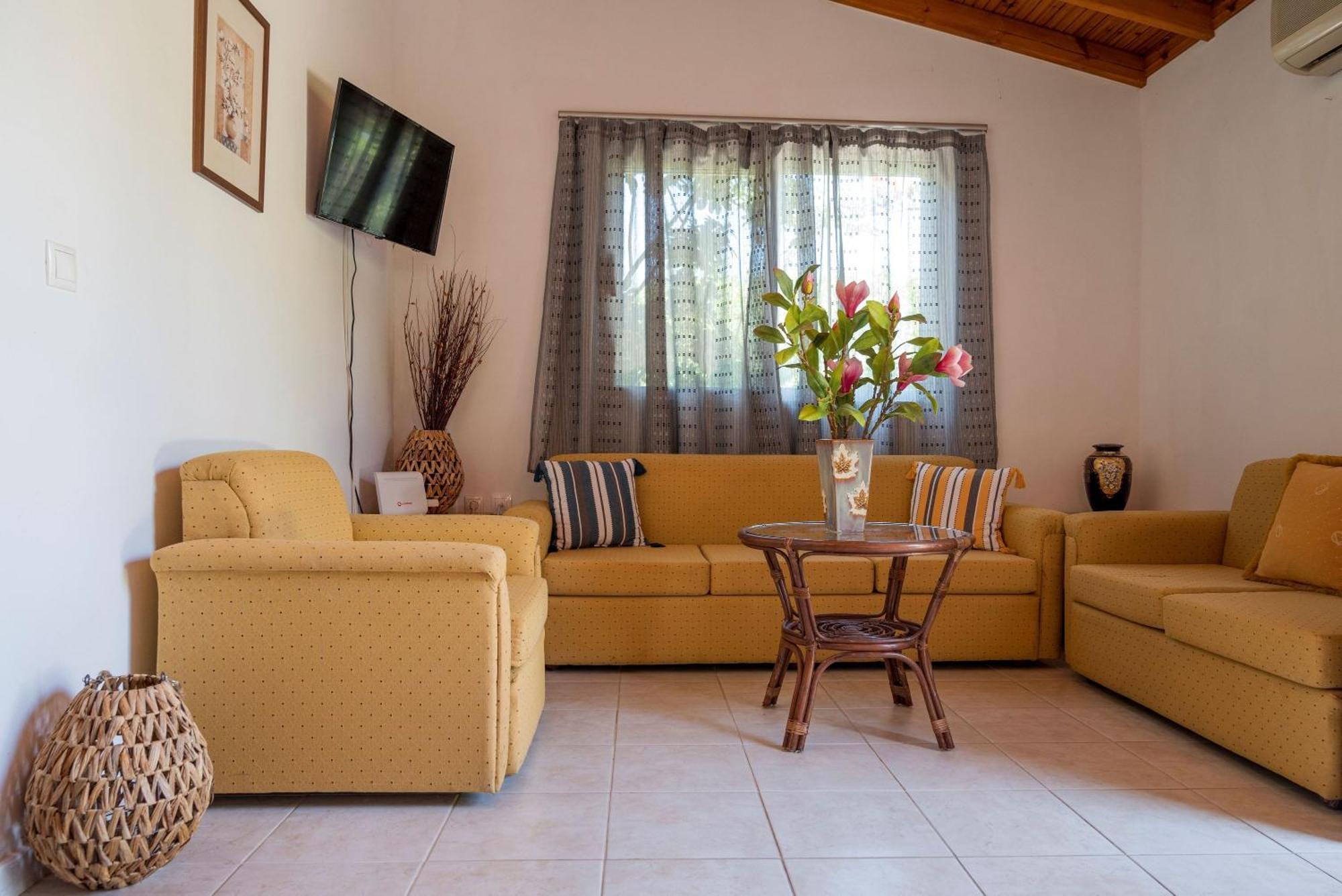 Holiday home Ibiscus In Paradisi Near The